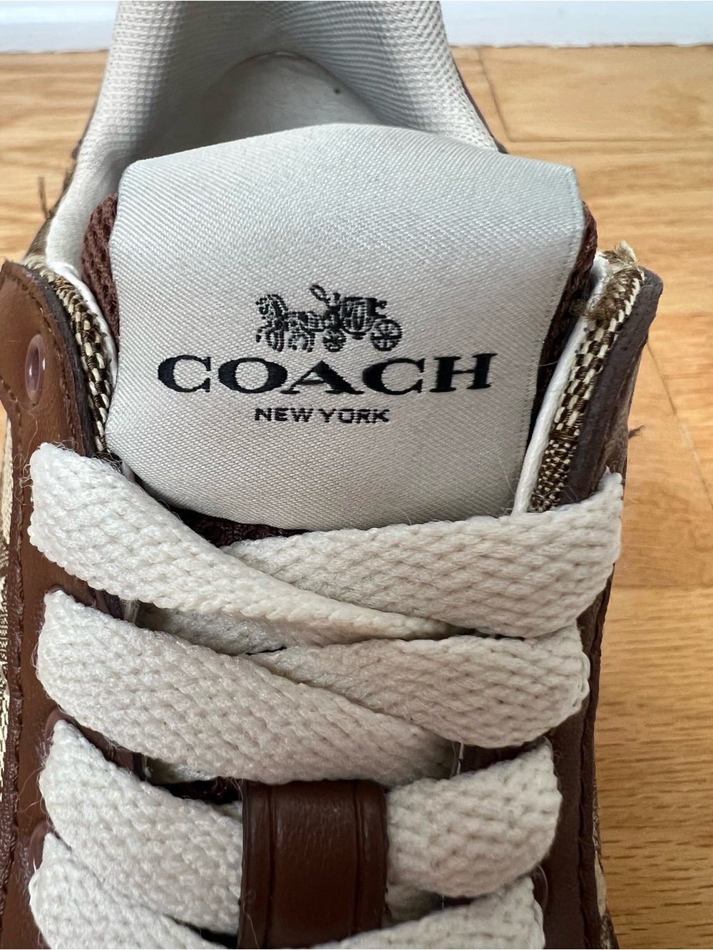 Coach C152 Tech Runner Signature Jacquard Brown Sneakers in Women’s Size 5.5 - Picture 9 of 14